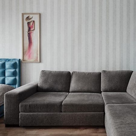 2 Bedroom On Deribasovskaya Str. أوديسا المظهر الخارجي الصورة