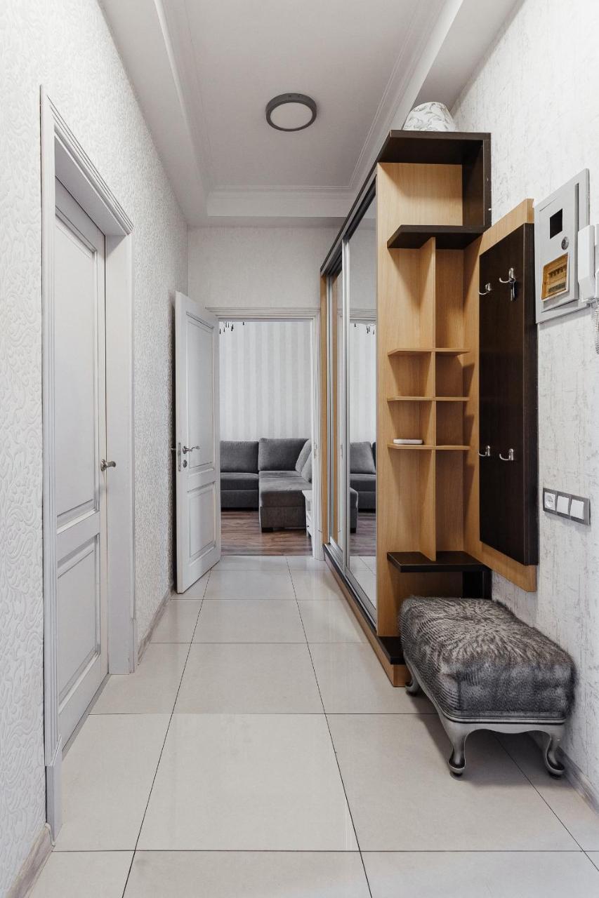 2 Bedroom On Deribasovskaya Str. أوديسا المظهر الخارجي الصورة