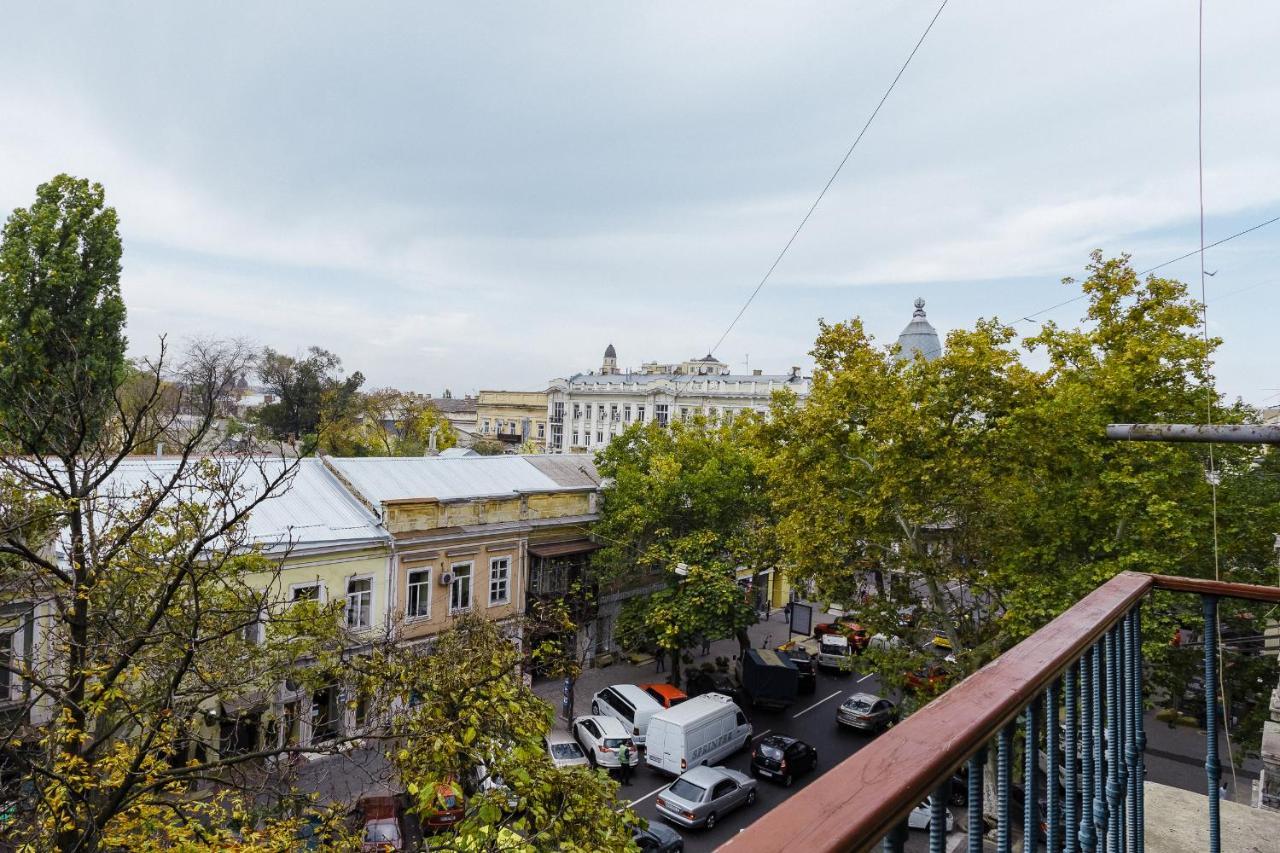 2 Bedroom On Deribasovskaya Str. أوديسا المظهر الخارجي الصورة